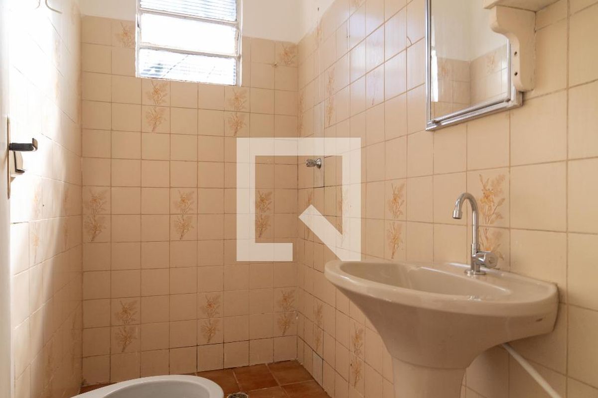 Casa à Venda - Parque Prado, 4 Quartos,  140 m2 em , Campinas - sp | SoloBR