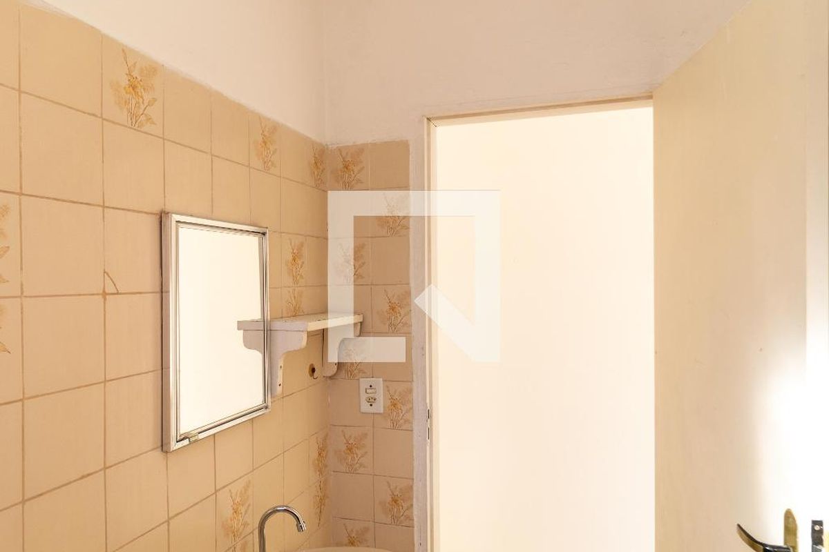 Casa à Venda - Parque Prado, 4 Quartos,  140 m2 em , Campinas - sp | SoloBR