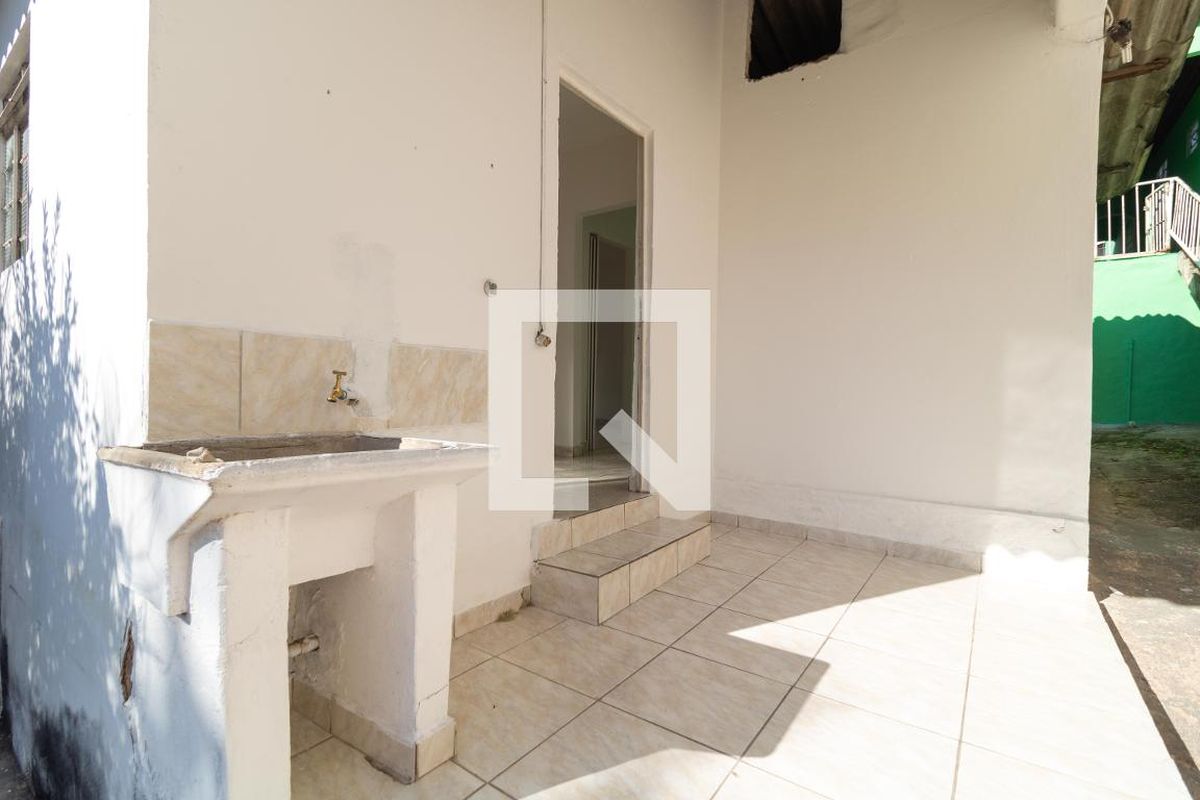 Casa à Venda - Parque Prado, 4 Quartos,  140 m2 em , Campinas - sp | SoloBR