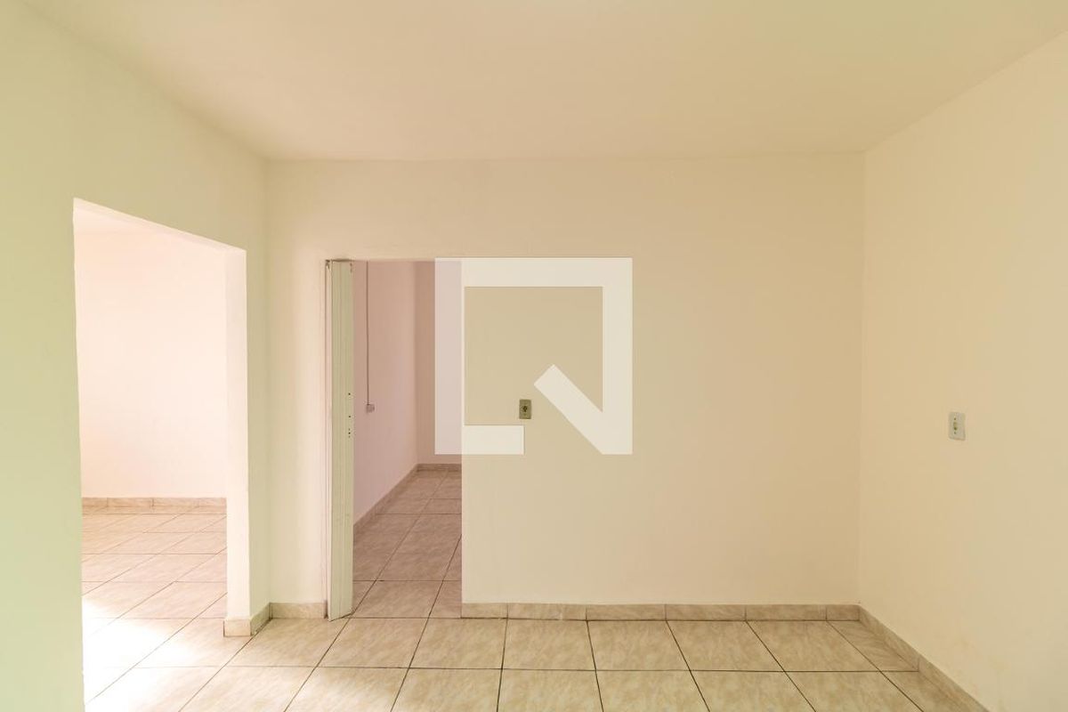 Casa à Venda - Parque Prado, 4 Quartos,  140 m2 em , Campinas - sp | SoloBR