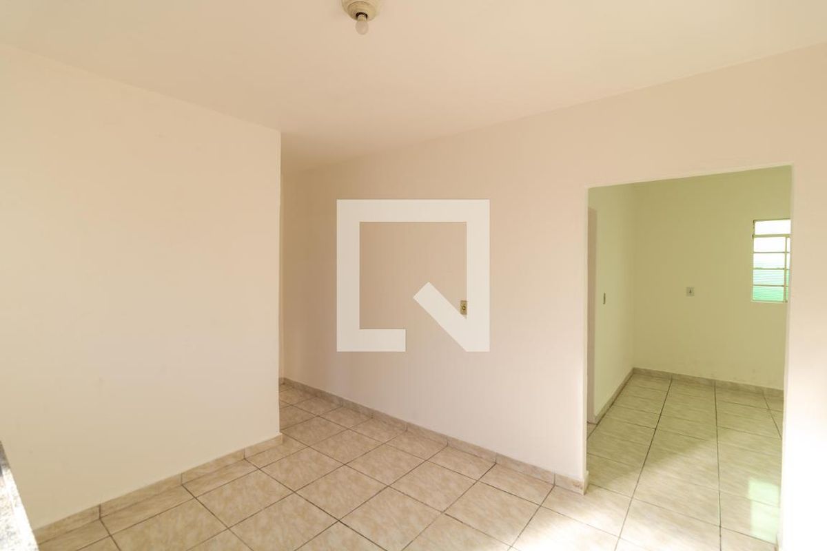 Casa à Venda - Parque Prado, 4 Quartos,  140 m2 em , Campinas - sp | SoloBR