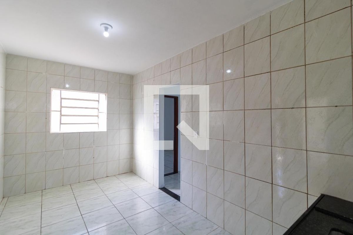 Casa à Venda - Parque Prado, 4 Quartos,  140 m2 em , Campinas - sp | SoloBR