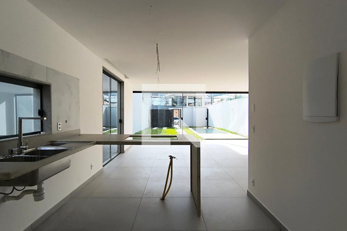 Casa, 4 quartos, 210 m² - Foto 45