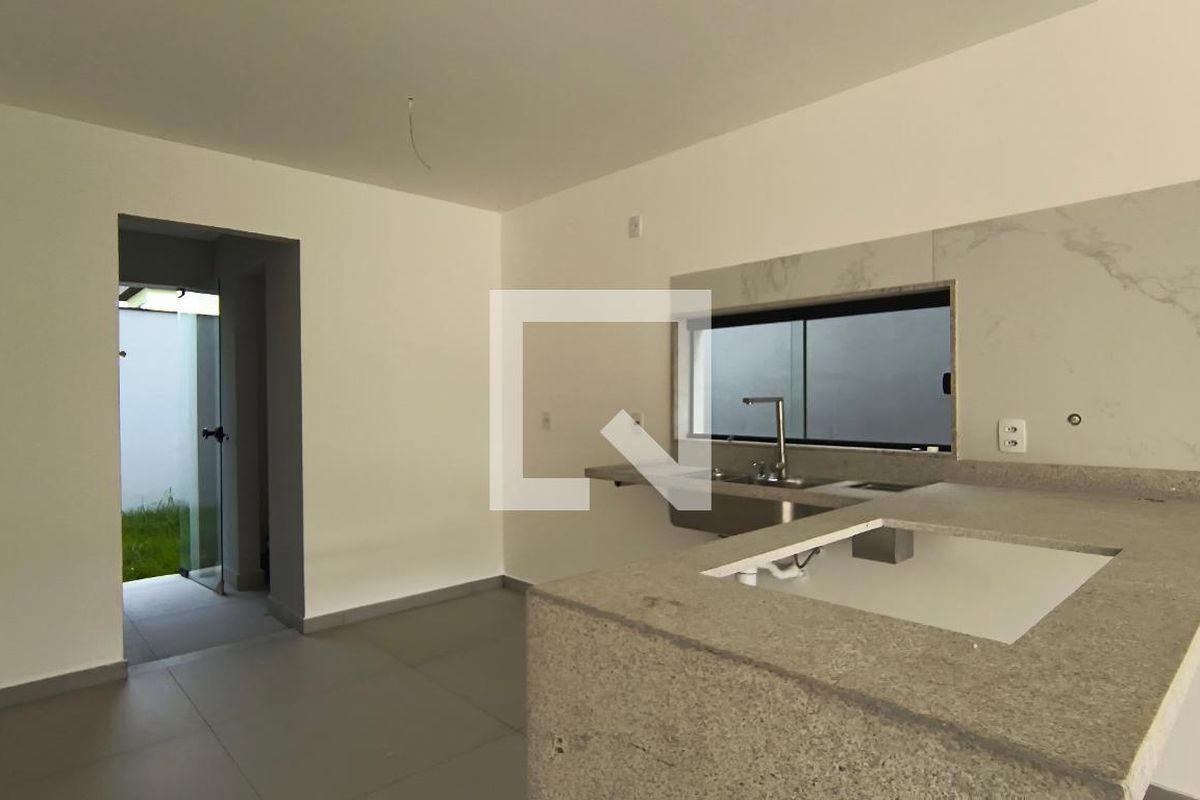 Casa, 4 quartos, 210 m² - Foto 42