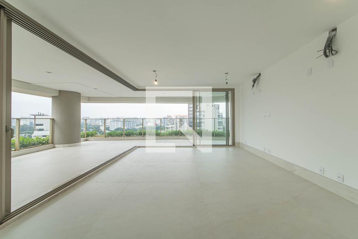 Apartamento, 3 quartos, 219 m² - Foto 2