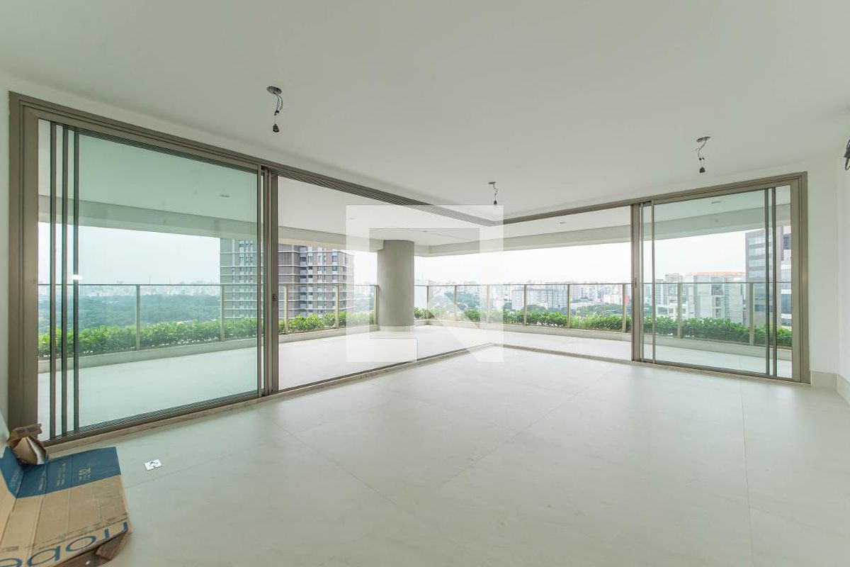 Apartamento, 3 quartos, 219 m² - Foto 1