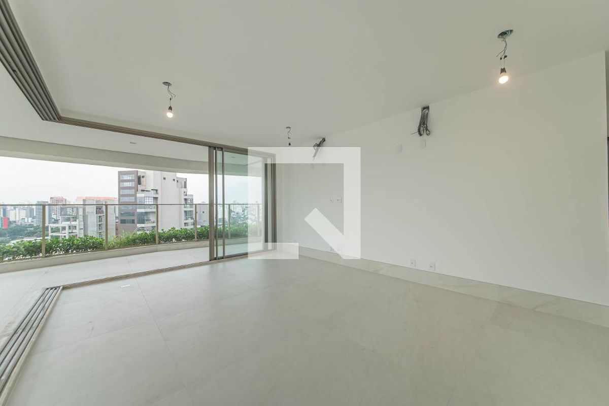 Apartamento, 3 quartos, 219 m² - Foto 3