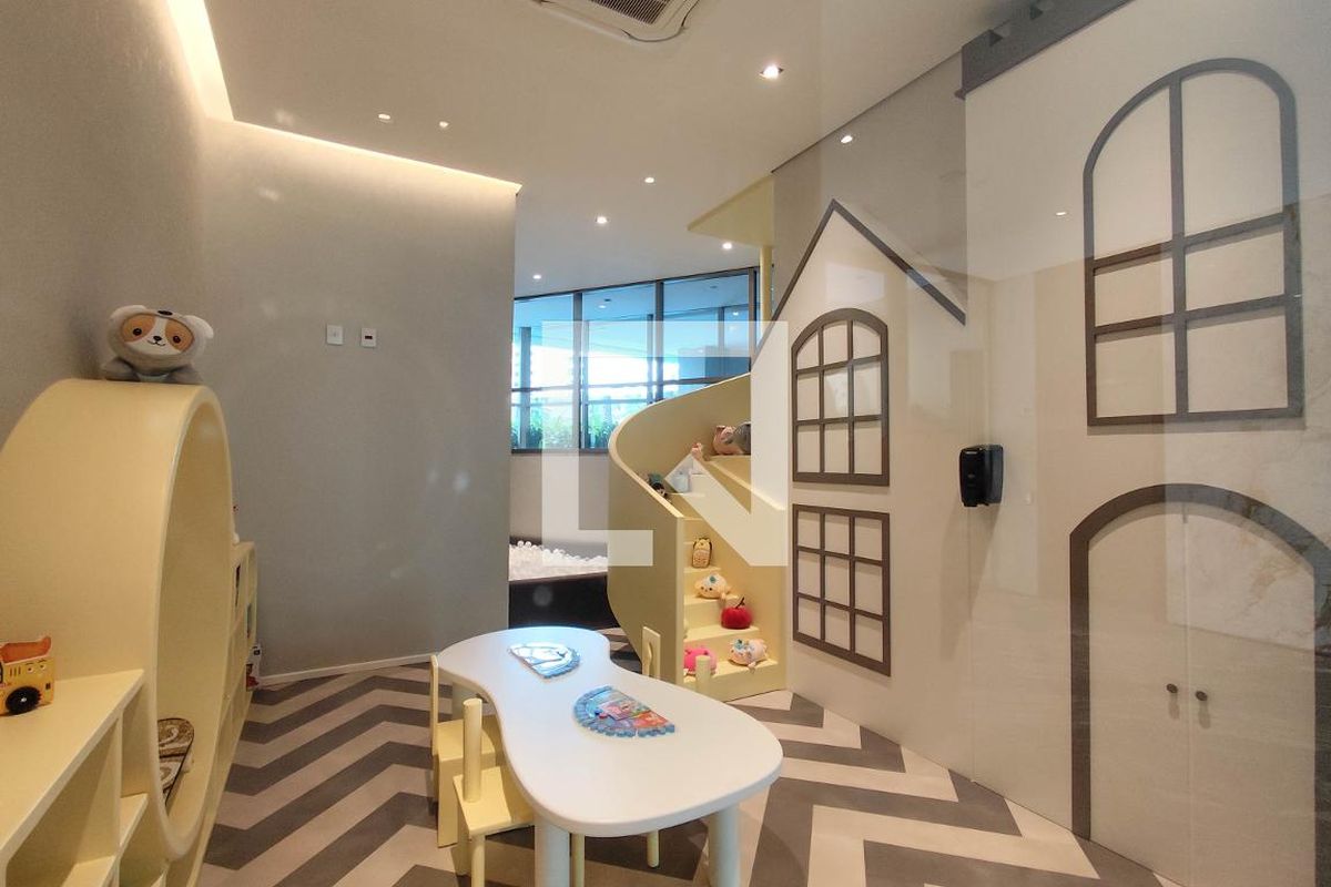 Apartamento, 3 quartos, 219 m² - Foto 73