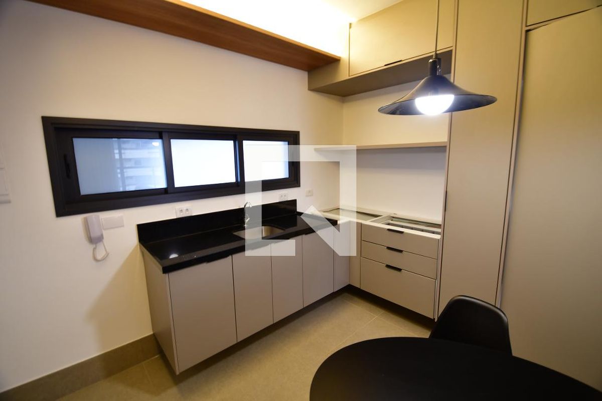 Apartamento à Venda - Cambuí, 1 Quarto,  40 m2 em , Campinas - sp | SoloBR