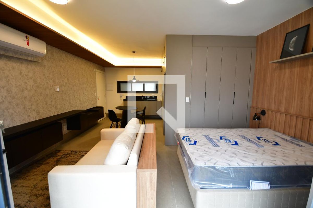Apartamento à Venda - Cambuí, 1 Quarto,  40 m2 em , Campinas - sp | SoloBR
