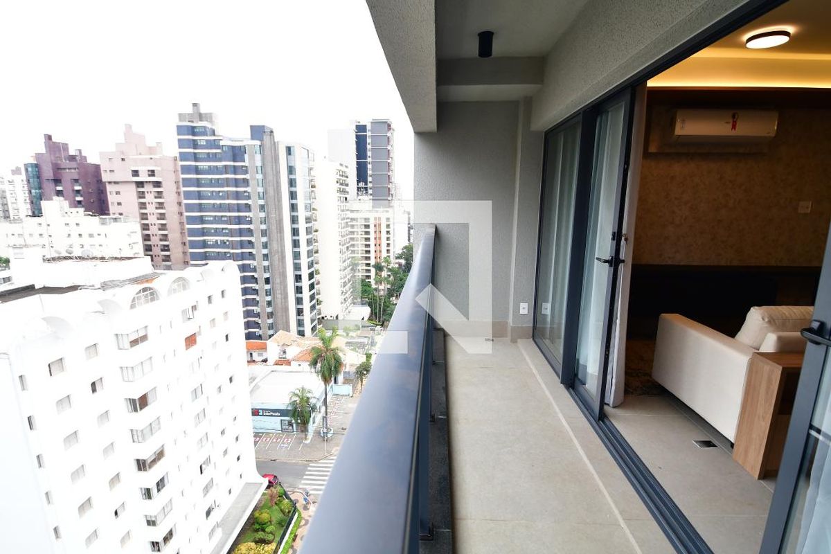Apartamento à Venda - Cambuí, 1 Quarto,  40 m2 em , Campinas - sp | SoloBR