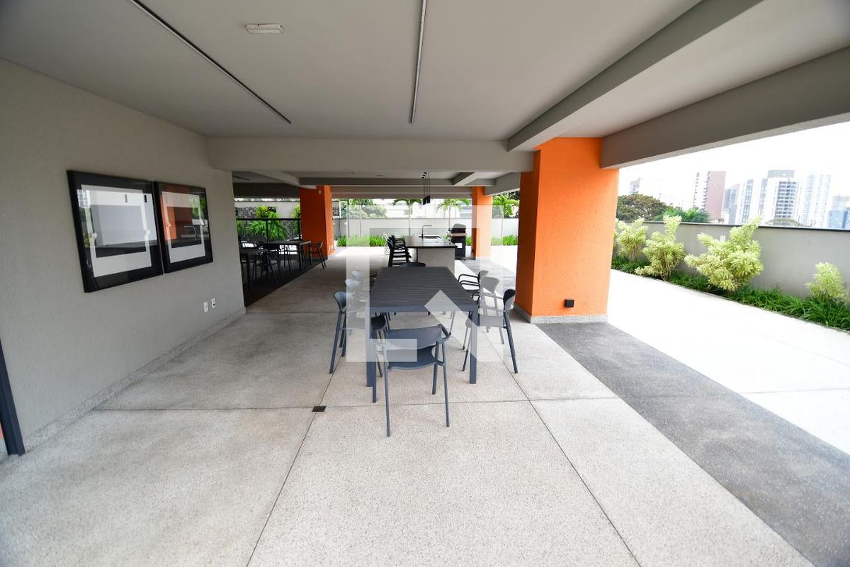 Apartamento à Venda - Cambuí, 1 Quarto,  40 m2 em , Campinas - sp | SoloBR