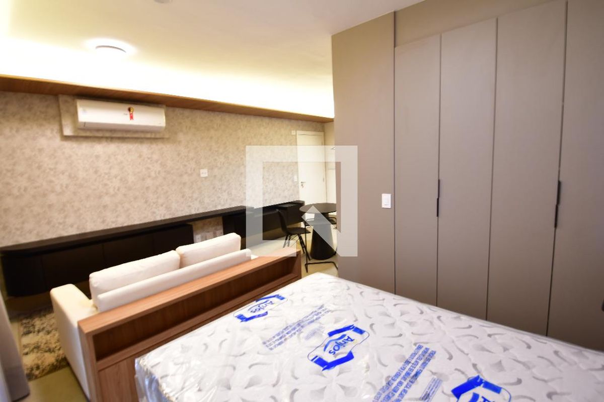 Apartamento à Venda - Cambuí, 1 Quarto,  40 m2 em , Campinas - sp | SoloBR