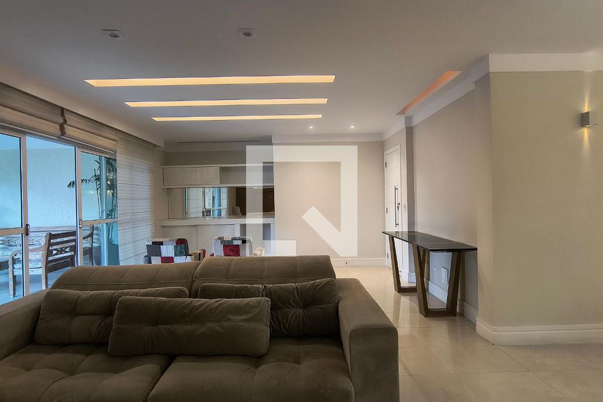 Apartamento, 3 quartos, 197 m² - Foto 4