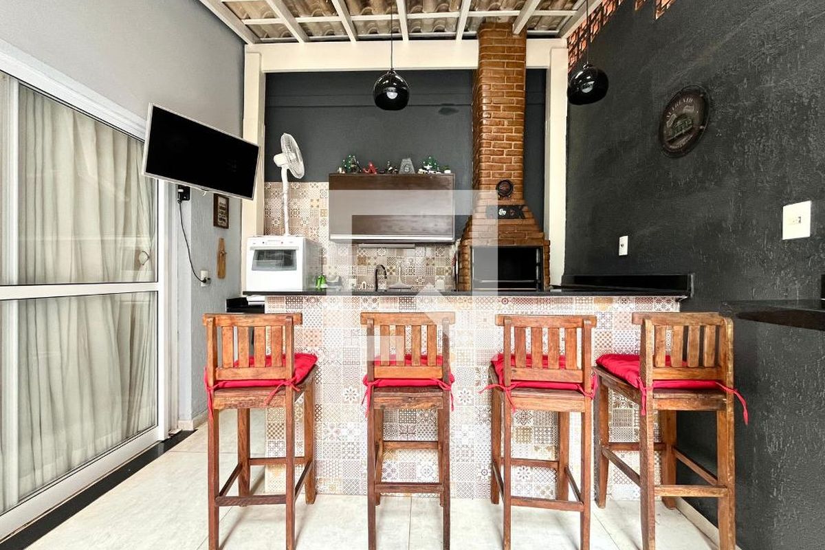 Casa à Venda - Jardim Planalto, 3 Quartos,  95 m2 em , Campinas - sp | SoloBR