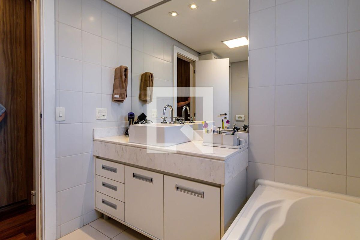 Apartamento, 4 quartos, 187 m² - Foto 32