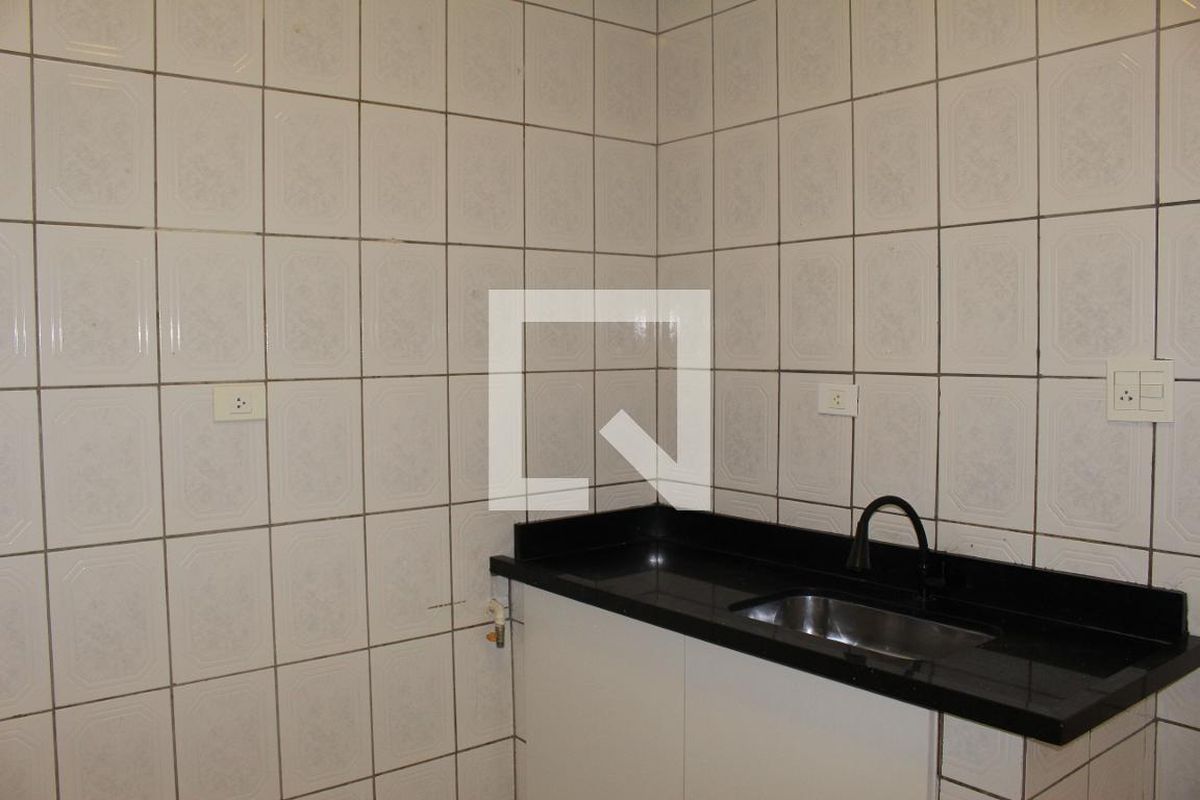 Apartamento, 2 quartos, 77 m² - Foto 2