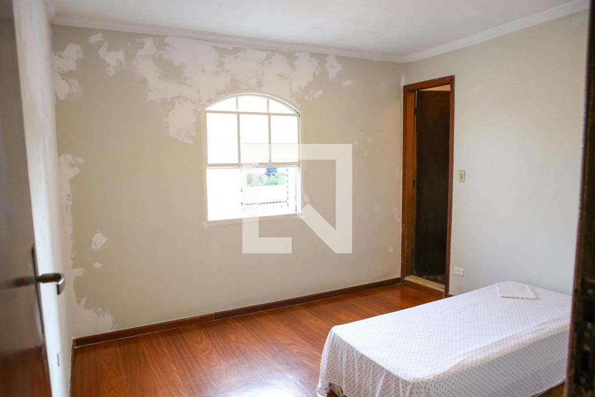Casa, 3 quartos, 218 m² - Foto 23
