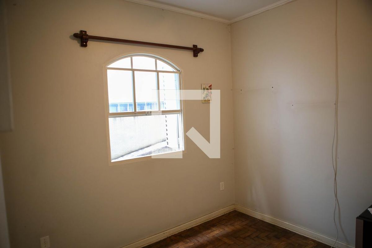 Casa, 3 quartos, 218 m² - Foto 34