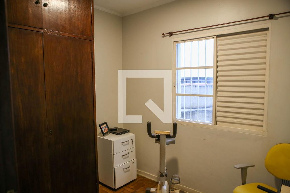 Casa, 3 quartos, 218 m² - Foto 38