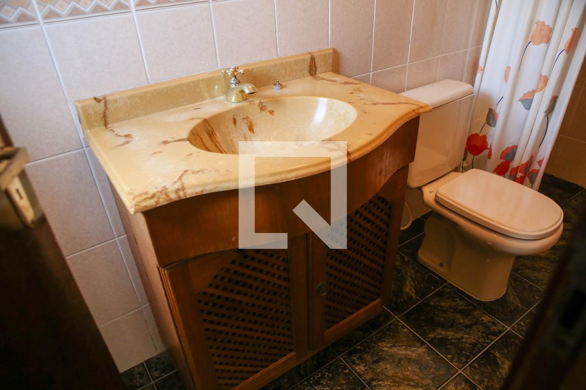 Casa, 3 quartos, 218 m² - Foto 29