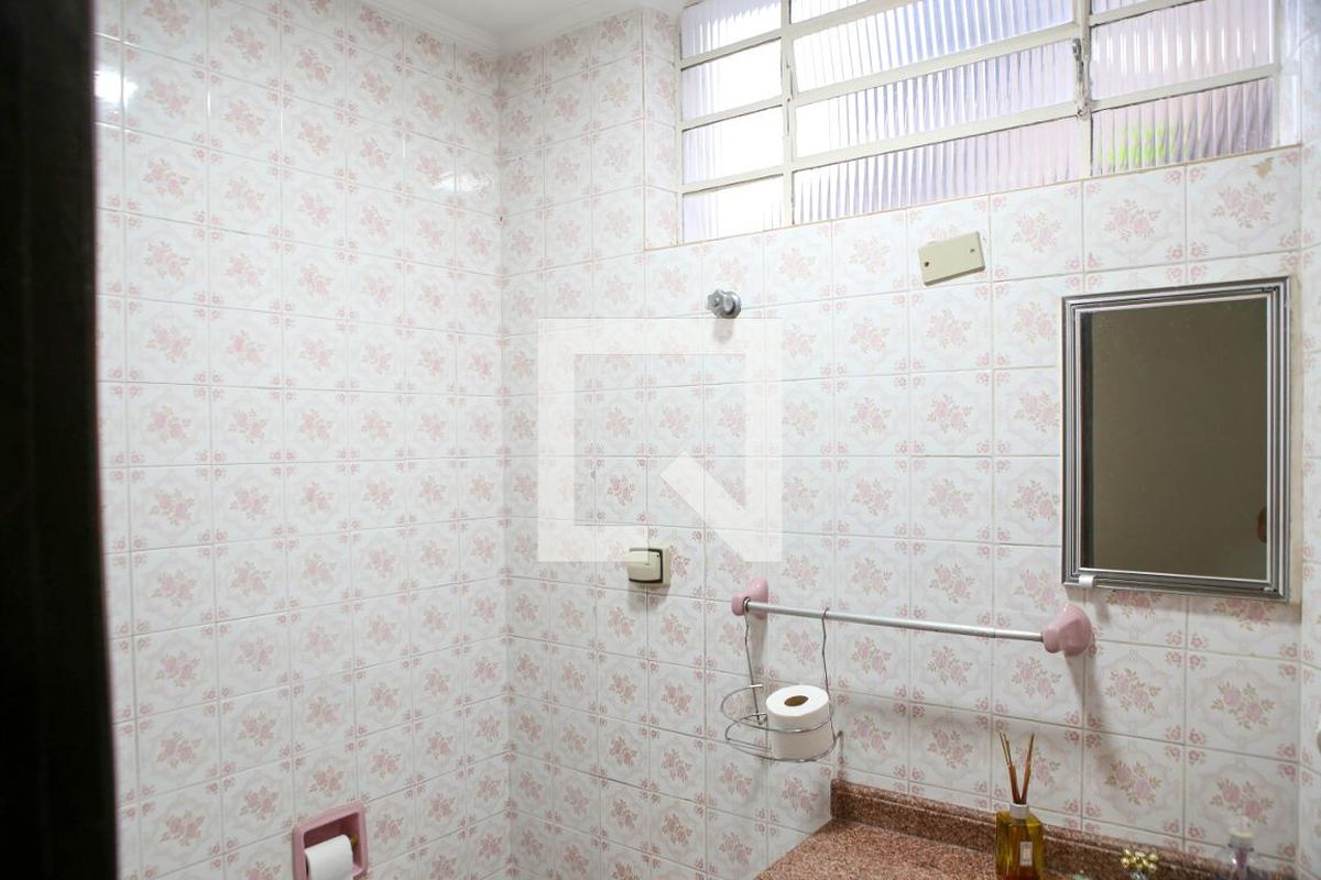 Casa, 3 quartos, 218 m² - Foto 43