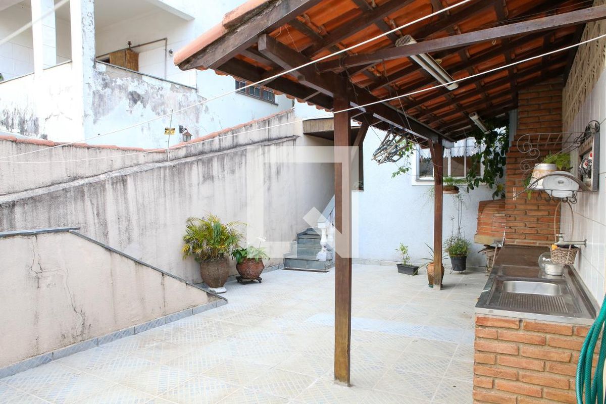 Casa, 3 quartos, 218 m² - Foto 68