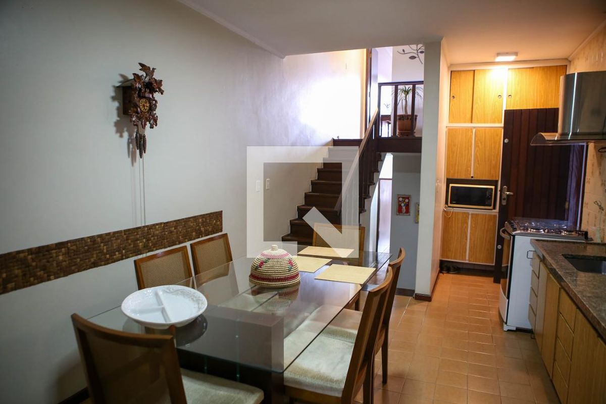 Casa, 3 quartos, 218 m² - Foto 51