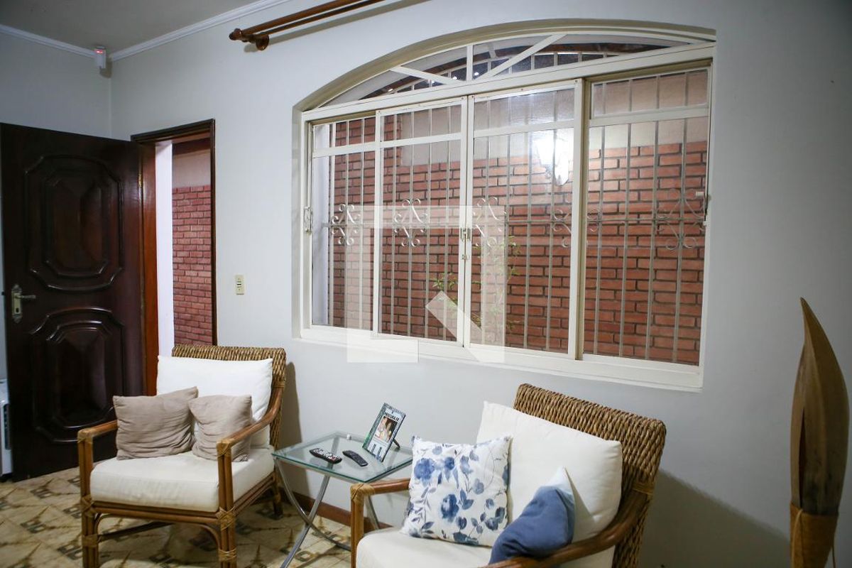 Casa, 3 quartos, 218 m² - Foto 4