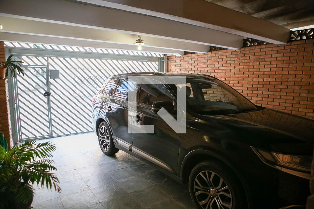Casa, 3 quartos, 218 m² - Foto 77