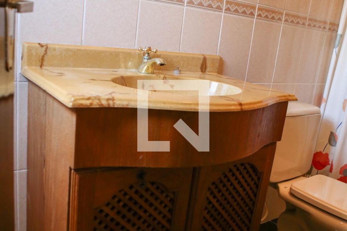Casa, 3 quartos, 218 m² - Foto 31