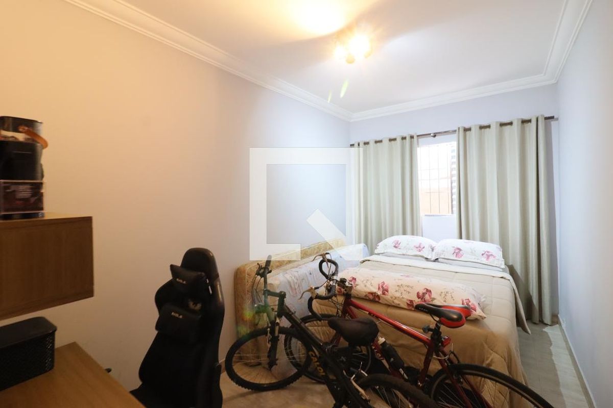 Casa, 4 quartos, 225 m² - Foto 31