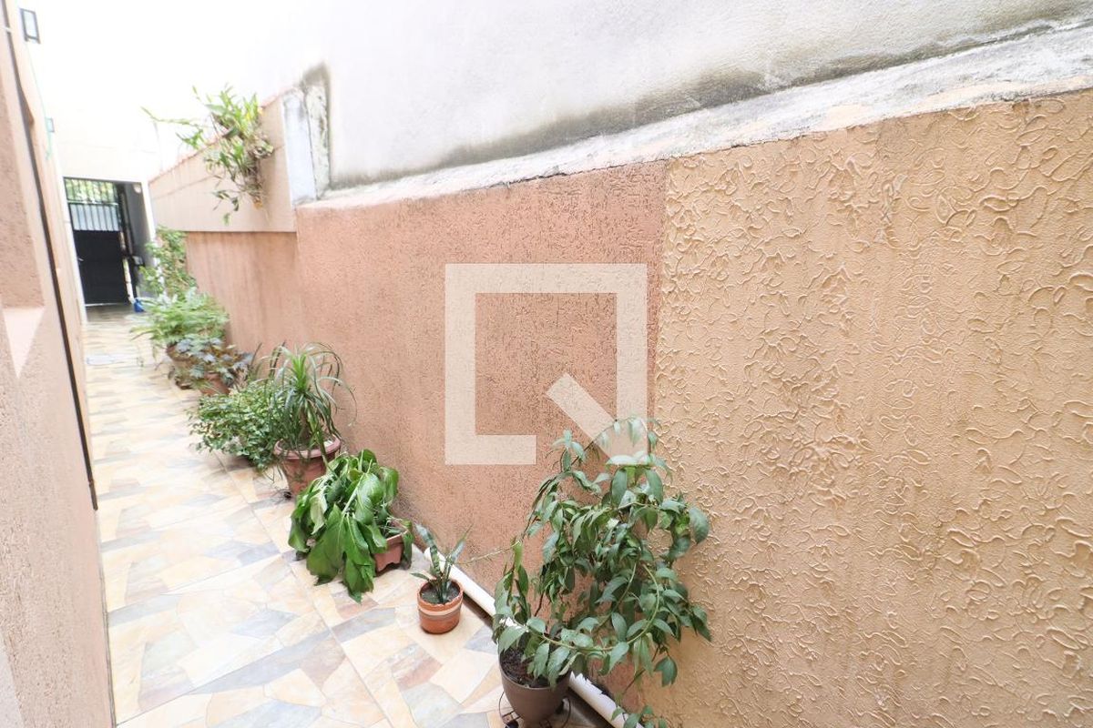 Casa, 4 quartos, 225 m² - Foto 44