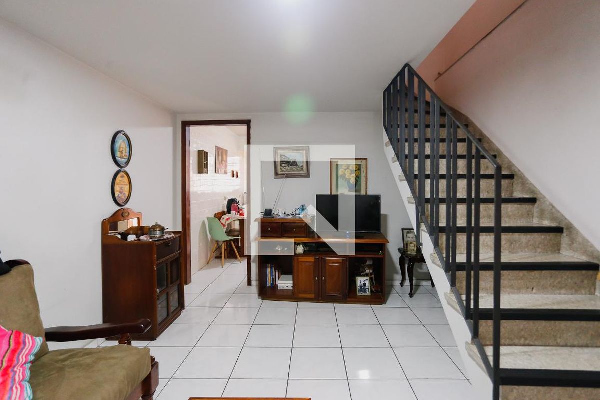 Casa, 3 quartos, 108 m² - Foto 2