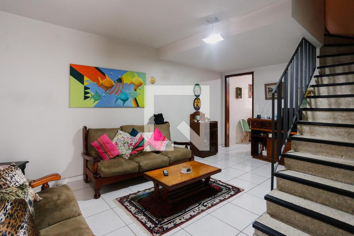 Casa, 3 quartos, 108 m² - Foto 1