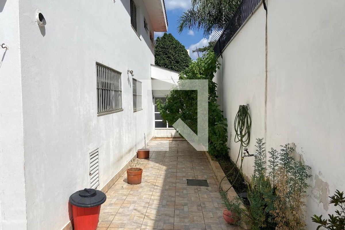 Casa, 3 quartos, 320 m² - Foto 134