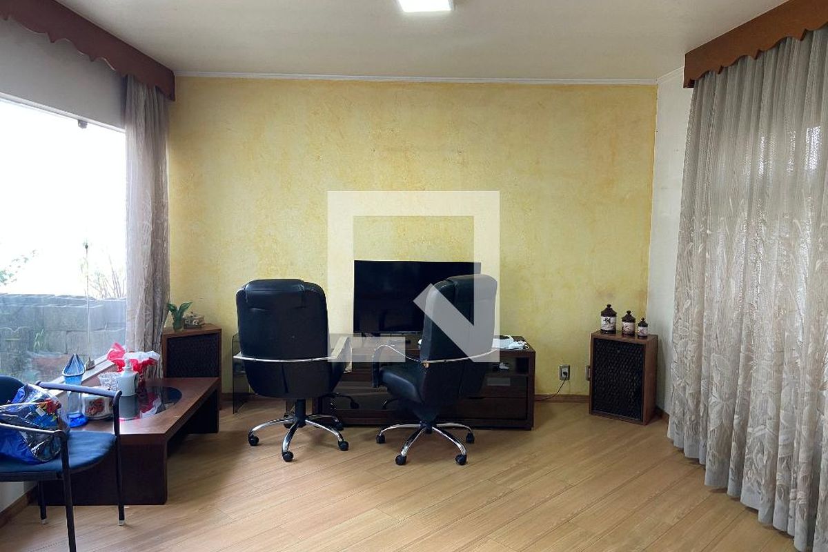 Casa, 3 quartos, 320 m² - Foto 3