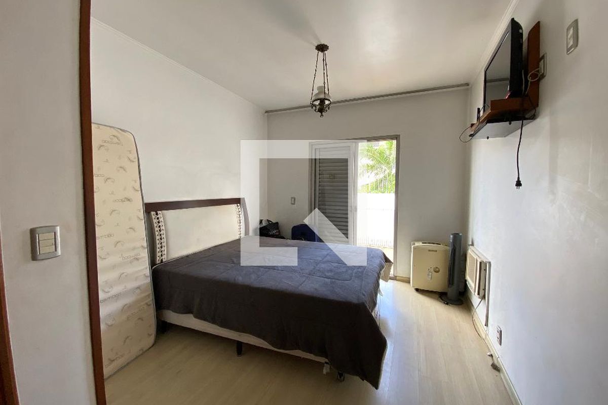 Casa, 3 quartos, 320 m² - Foto 34