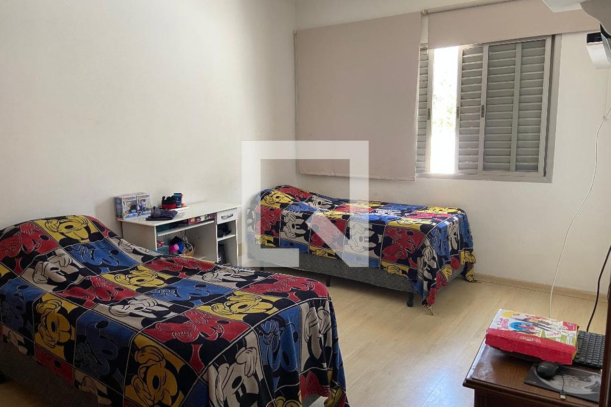 Casa, 3 quartos, 320 m² - Foto 77