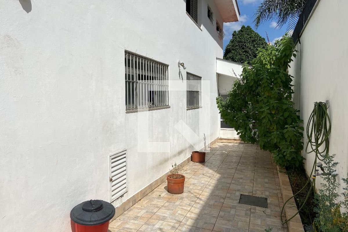 Casa, 3 quartos, 320 m² - Foto 135