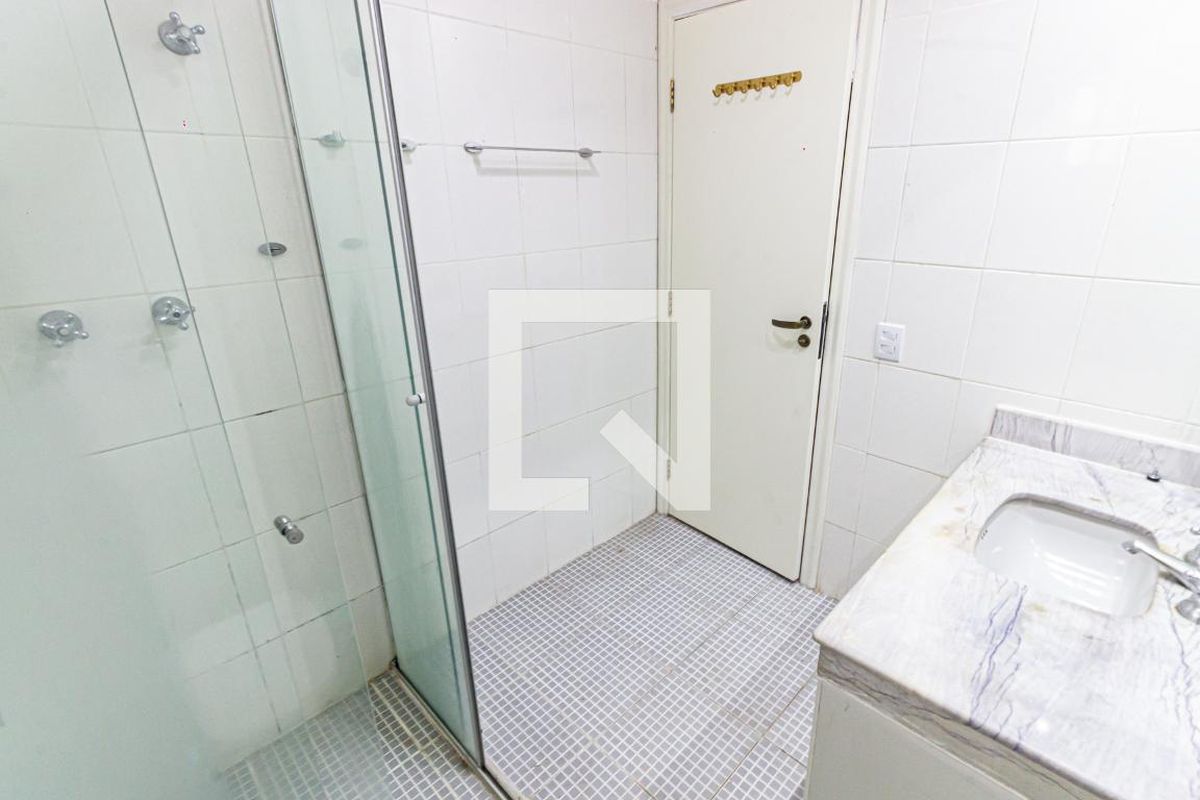 Casa, 6 quartos, 300 m² - Foto 57