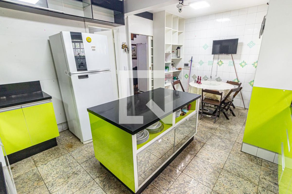 Casa, 6 quartos, 300 m² - Foto 65