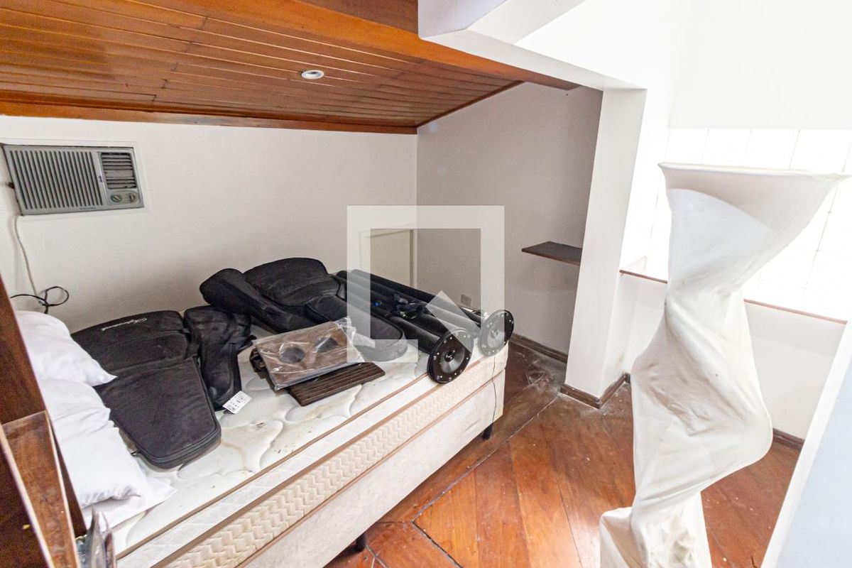 Casa, 6 quartos, 300 m² - Foto 18