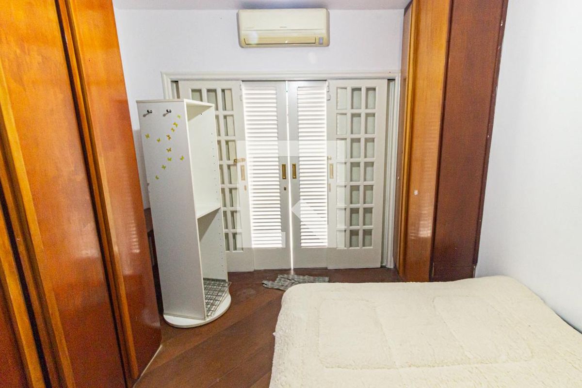 Casa, 6 quartos, 300 m² - Foto 31