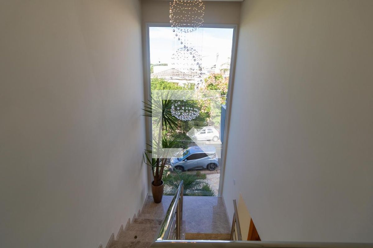 Casa à Venda - Swiss Park, 3 Quartos,  270 m2 em , Campinas - sp | SoloBR