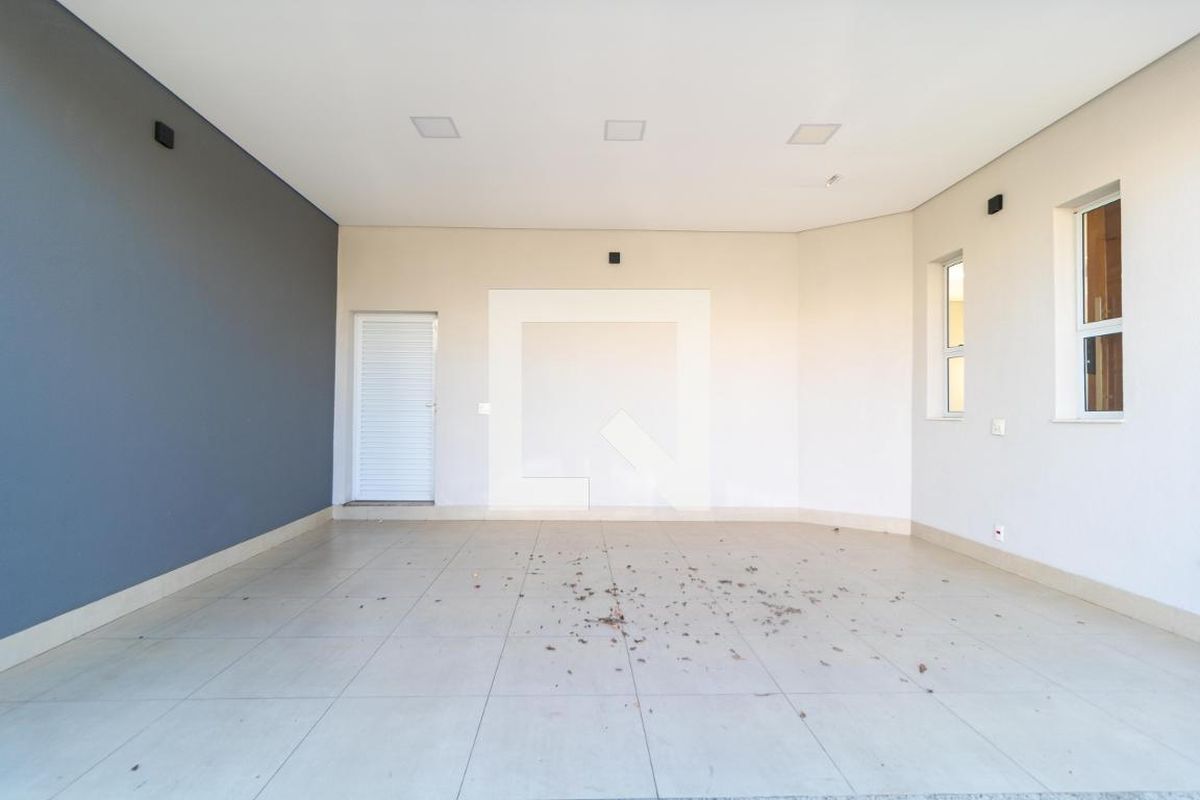 Casa à Venda - Swiss Park, 3 Quartos,  270 m2 em , Campinas - sp | SoloBR