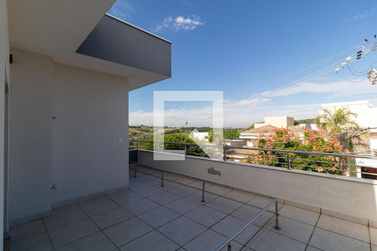 Casa à Venda - Swiss Park, 3 Quartos,  270 m2 em , Campinas - sp | SoloBR