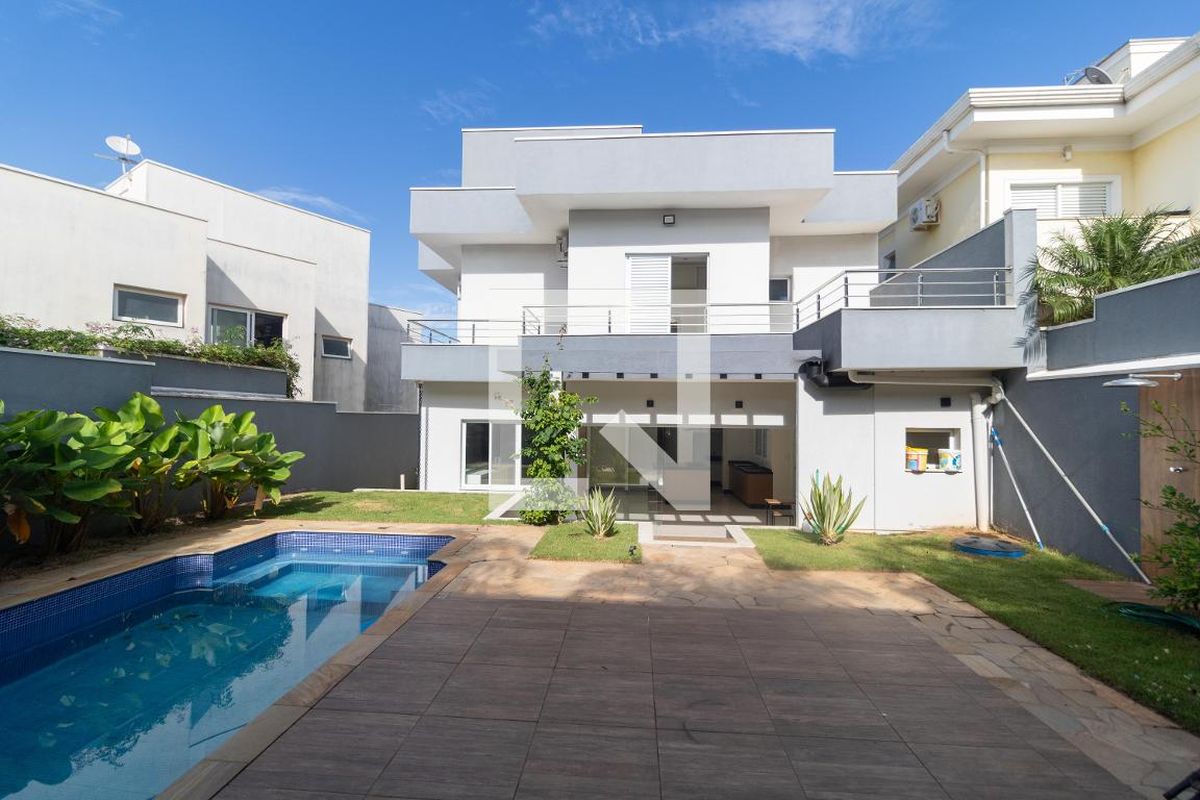 Casa à Venda - Swiss Park, 3 Quartos,  270 m2 em , Campinas - sp | SoloBR