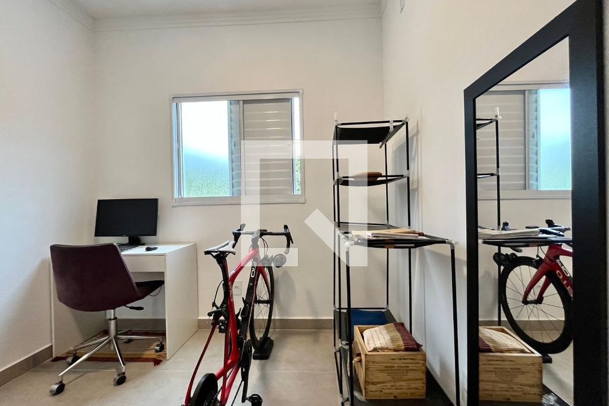 Casa à Venda - Mansões Santo Antônio, 2 Quartos,  100 m2 em , Campinas - sp | SoloBR