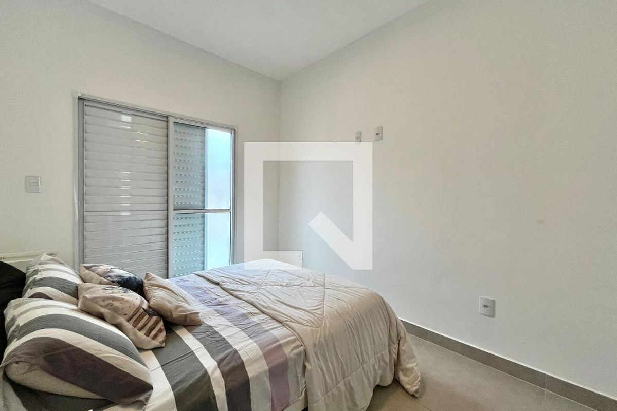 Casa à Venda - Mansões Santo Antônio, 2 Quartos,  100 m2 em , Campinas - sp | SoloBR